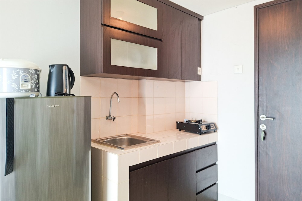 Comfortable And Minimalist Studio At Apartment Serpong Greenview