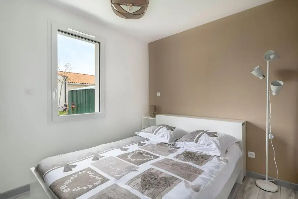 Maison moderne pour sept personnes a Saint Michel Chef Chef