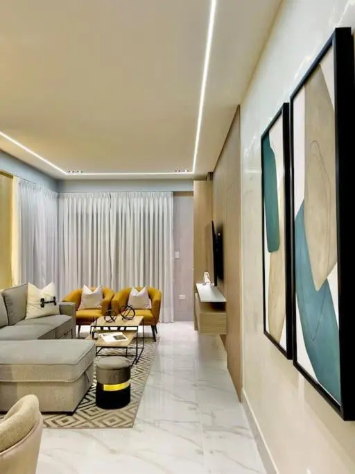 Luxury Apartment at Piantini Urbano Res. floor 12