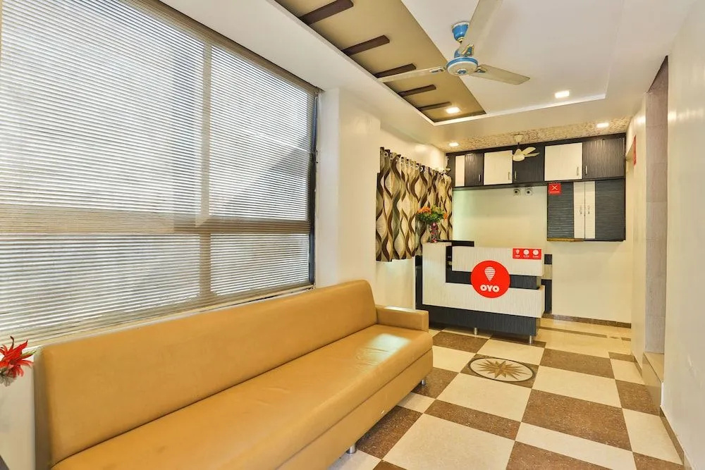 OYO 11450 Hotel Balaji