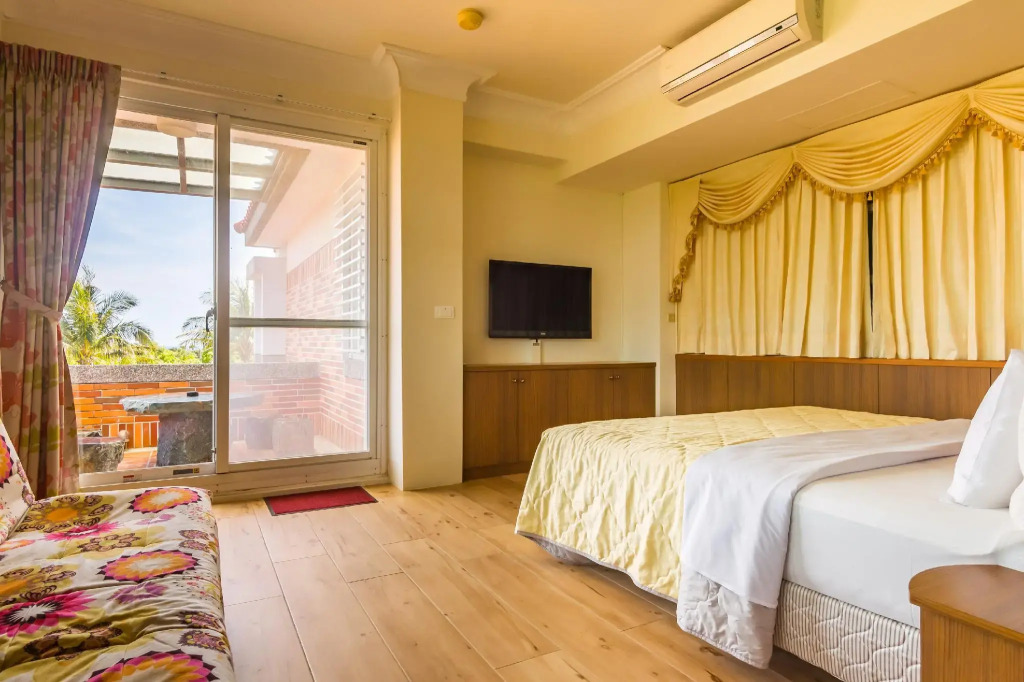 Kenting Maya-House B&B