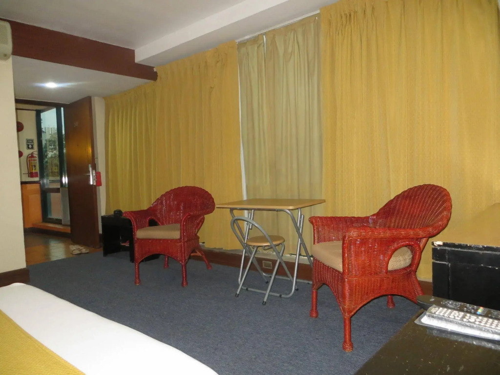 Paragon Suites