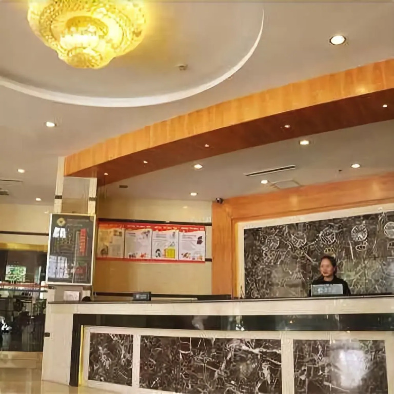 Yuxi Hotel