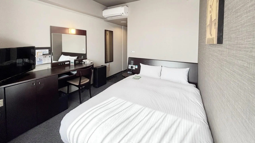 Hotel Route-Inn Iyo-Saijo