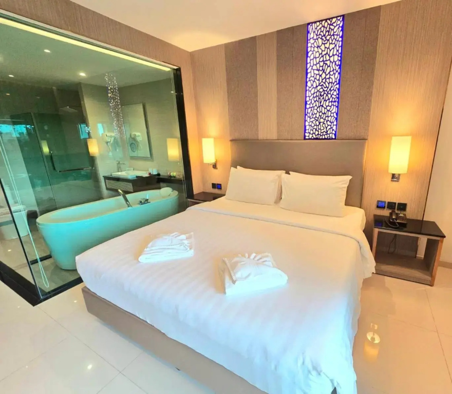 THE TJ HOTEL Pattaya