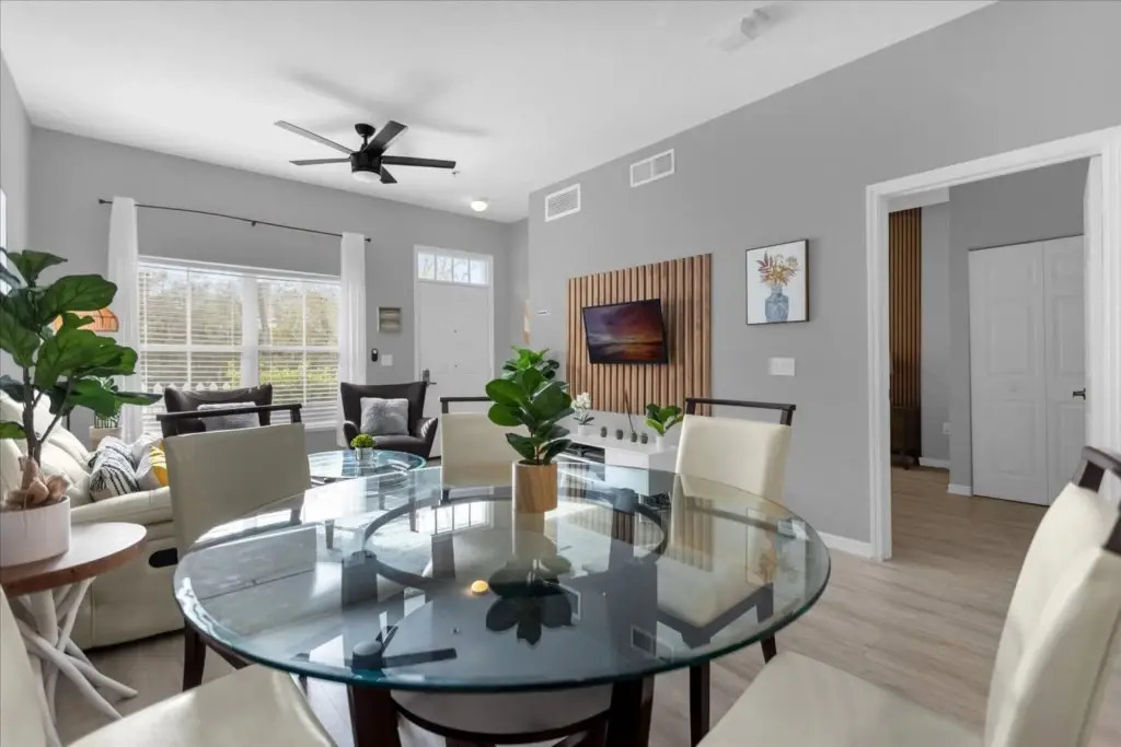3 Bedrooms 2 Bathrooms Seven Dwarfs 10-105 Lc