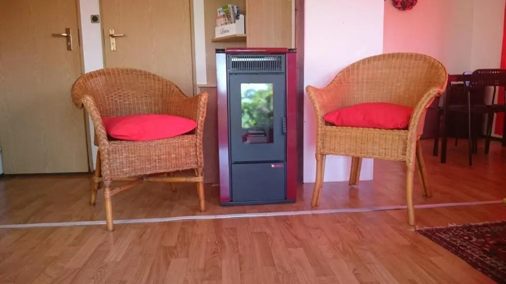 Bie Oans Oefje