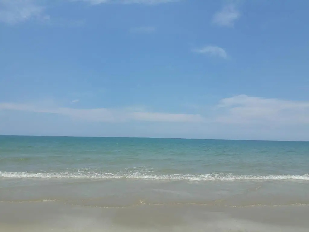 ระยองบีช Rayong Beach Hotel