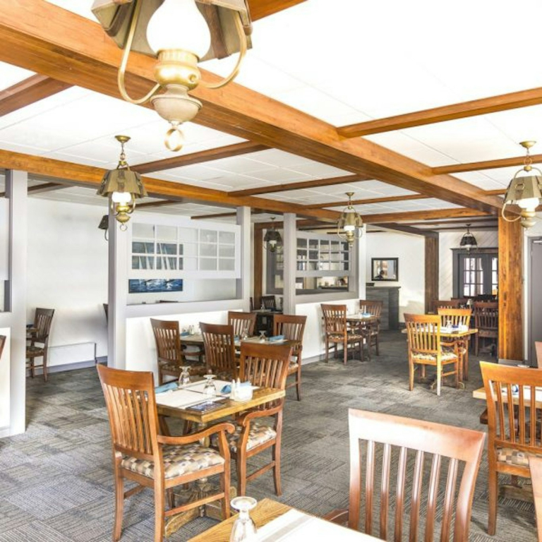 Mount Peyton Resort & Conference Centre