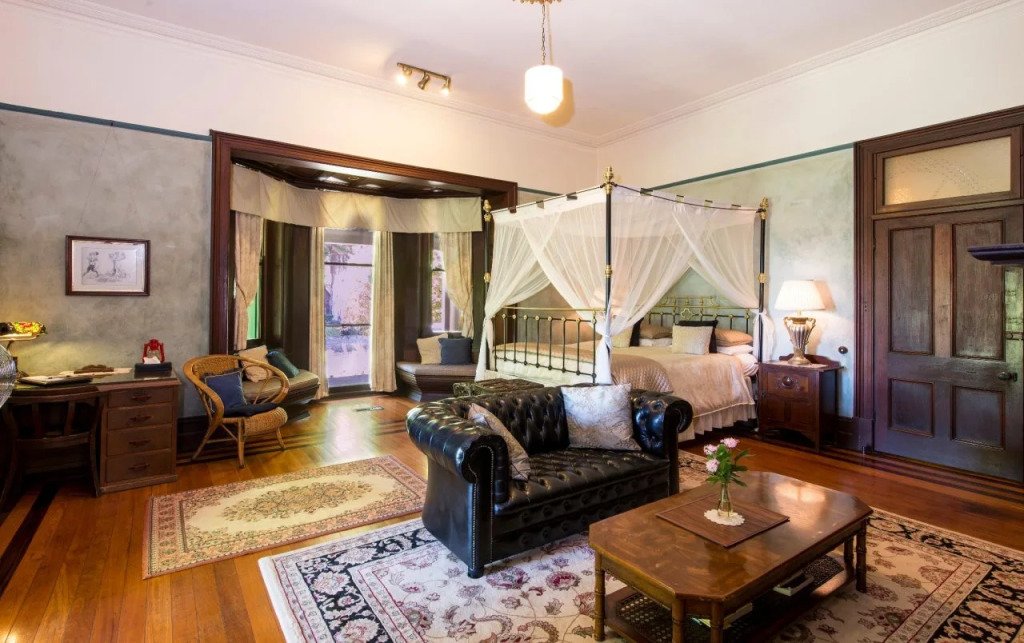 Vacy Hall Historic Guesthouse