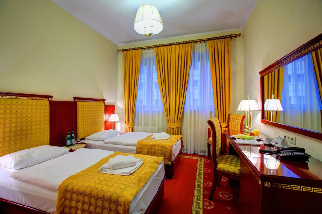 Hotel Holiday Park