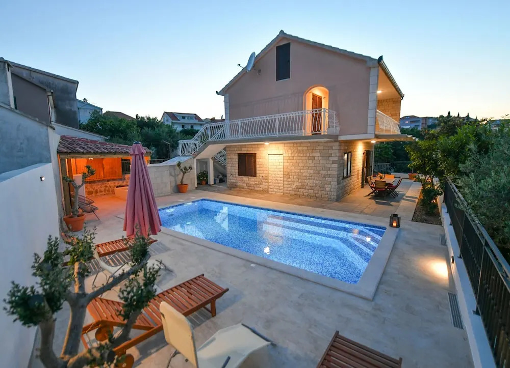 Villa Alka