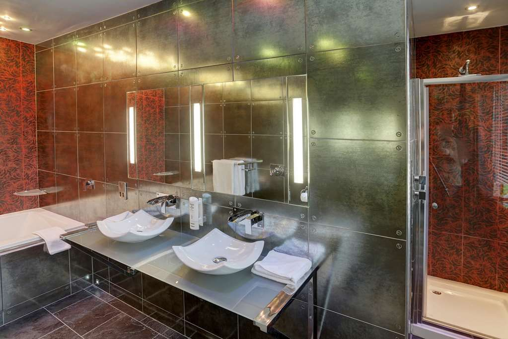 Best Western Broadfield Park Hotel