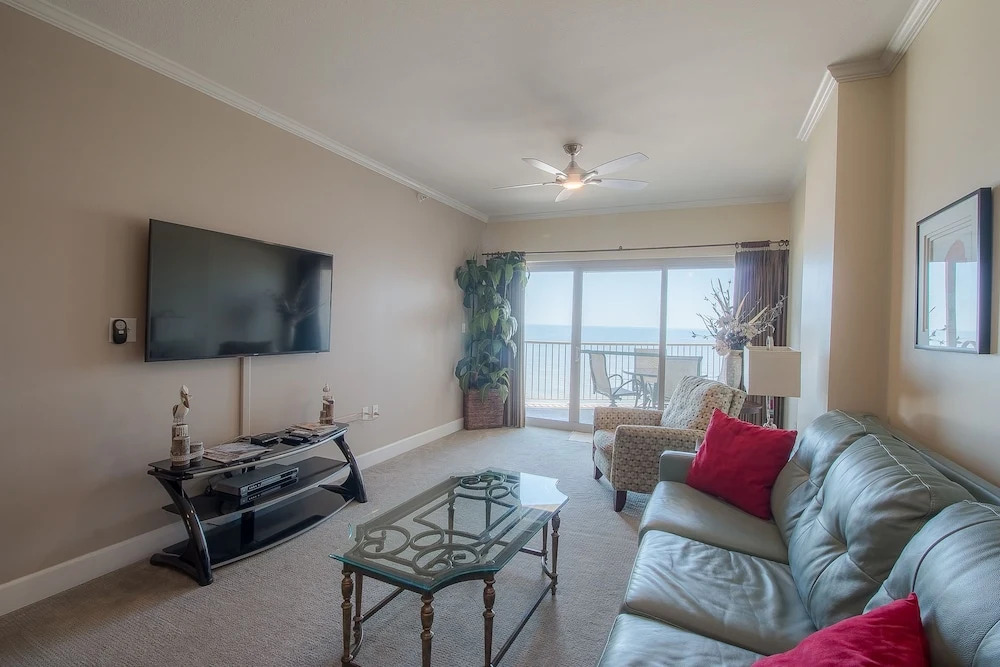 Sea Breeze-Sea Breeze 1002 Penthouse