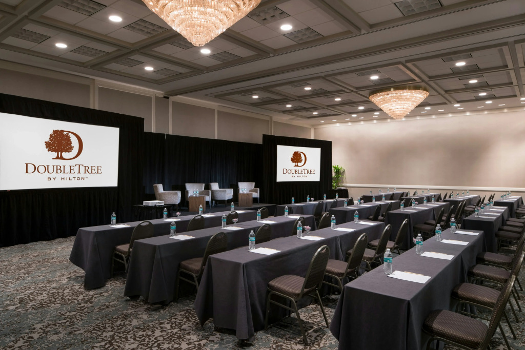 DoubleTree by Hilton Philadelphia Airport