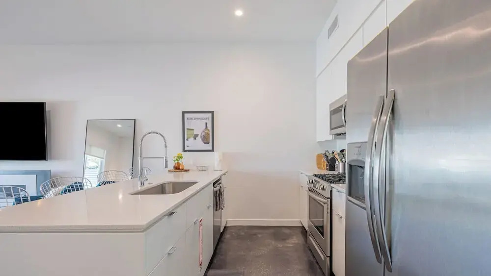 Zanjero by Avantstay Mins From Downtown Palm Springs Private Terrace, Shared Pool
