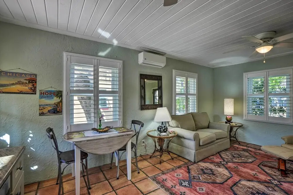 Palm Harbor Vacation Rental, Walk to Crystal Beach