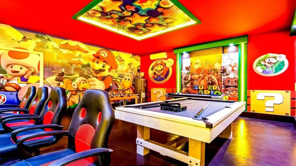 Loft Theater Game Room 10br Villa w Pool Spa, Davenport