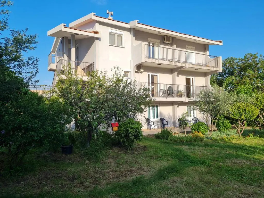 Apartments Macaso