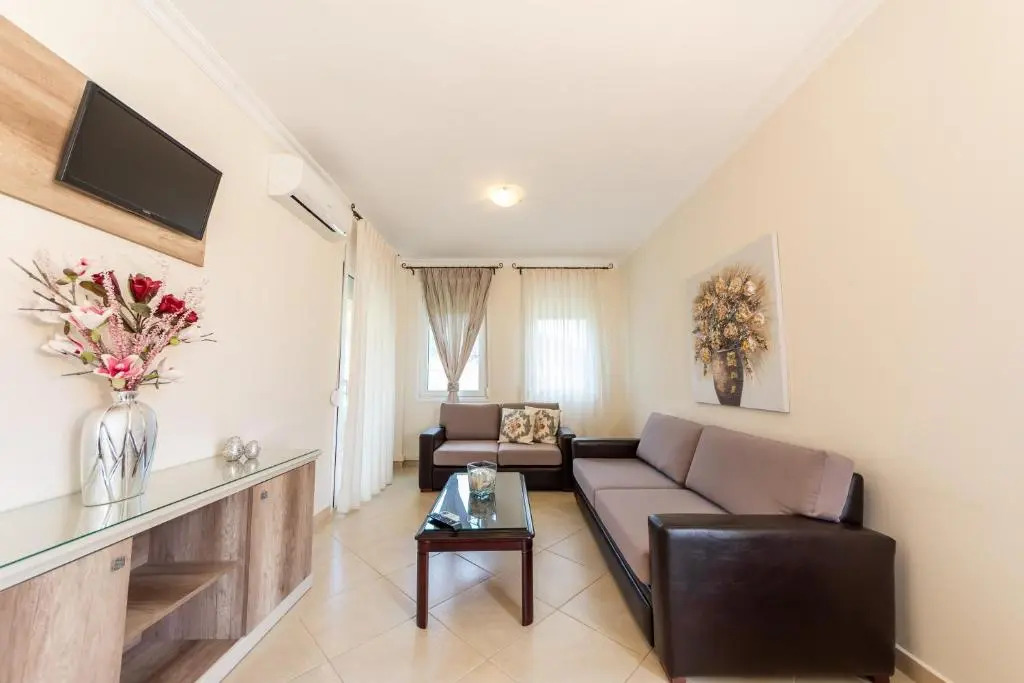 Mandani Villa Luxury Apartments