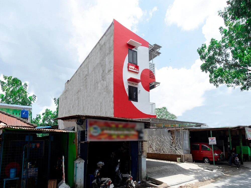 OYO 1634 Dom Residence