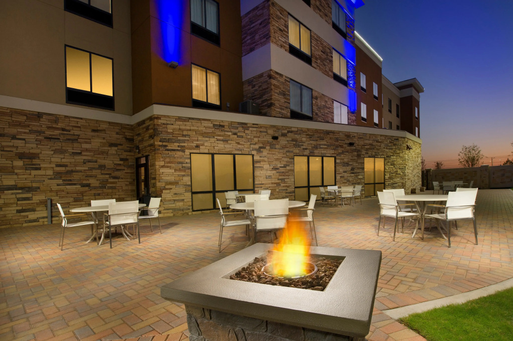Holiday Inn Express Hotel & Suites Waco South by IHG