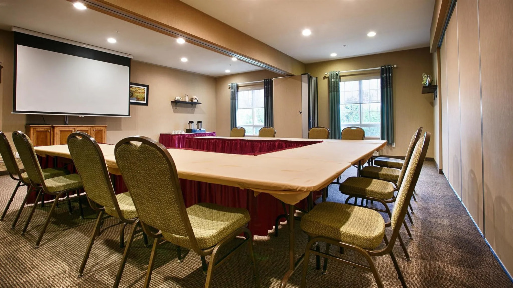 BEST WESTERN PLUS Saint John Hotel & Suites