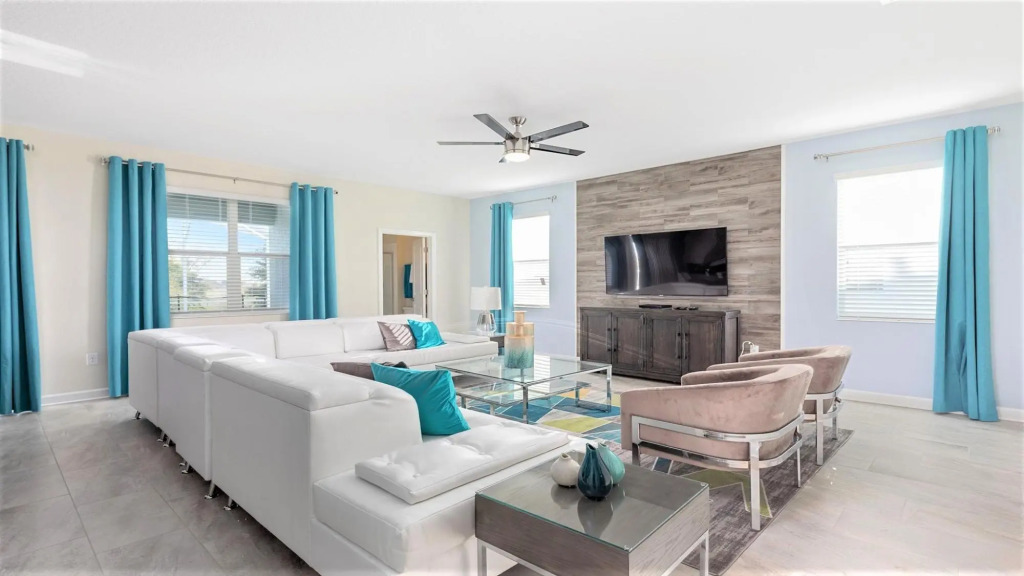 Spacious 6BR w Pool SPA With a Stunning Green View