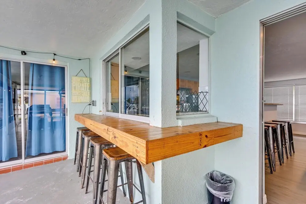 4 Mi to Beach! Waterfront New Port Richey Retreat