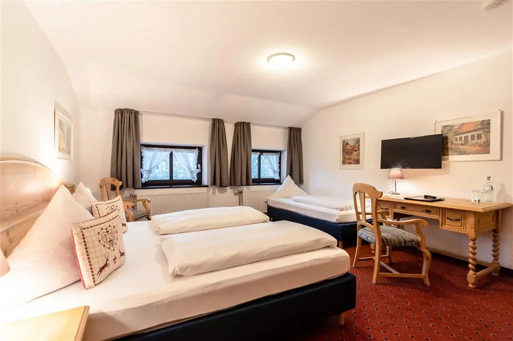 Hotel Sauerlacher Post