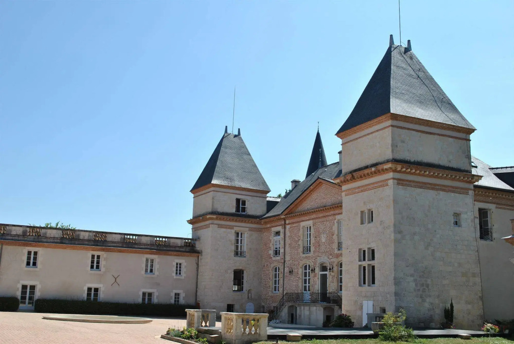 Logis Hotels - Le Saint Marcel