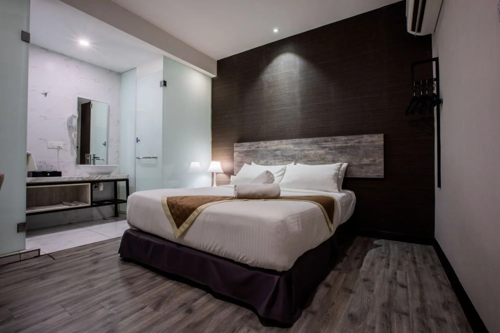 The Leverage Business hotel