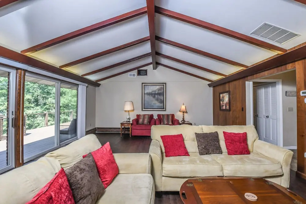 Dreamscapes 5 Bedroom House