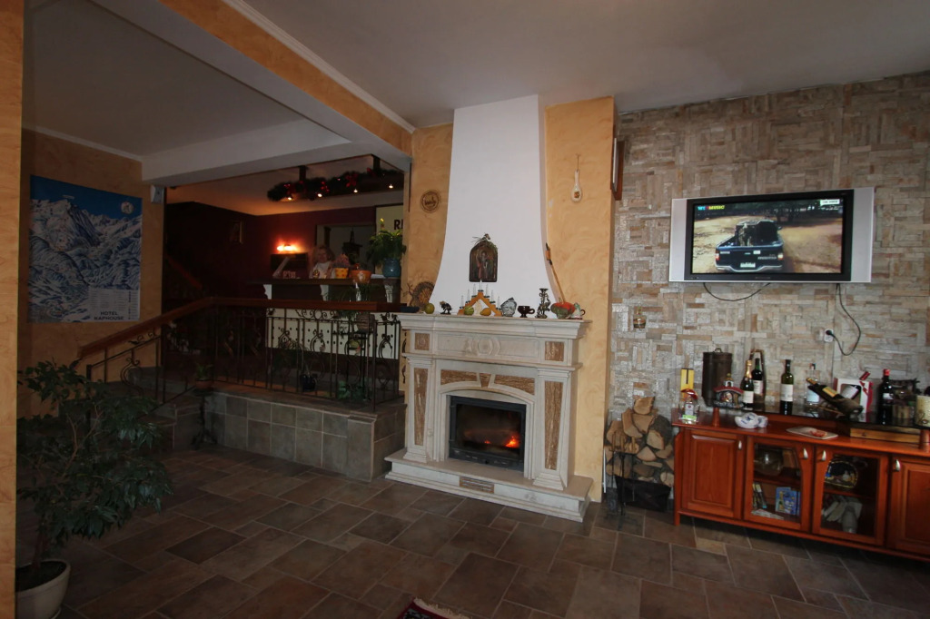 Kap House Family Hotel