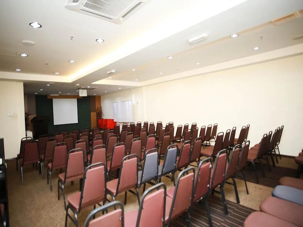 OYO 222 Ar-Raudhah Hotel
