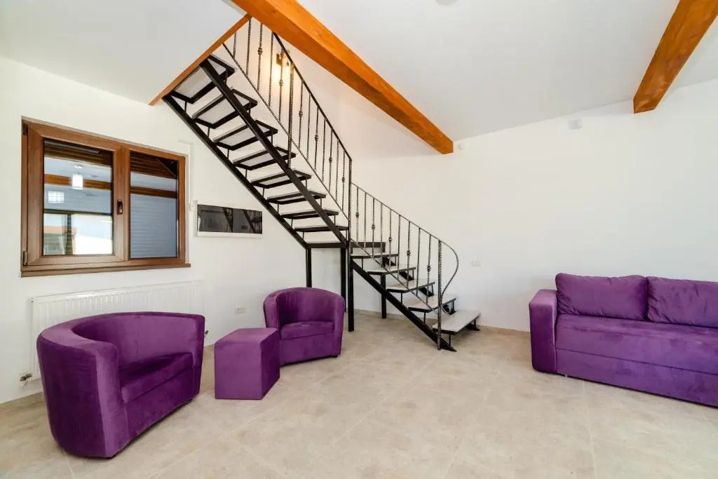 4H Villas