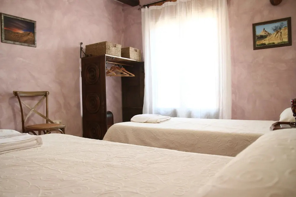 Agroturismo "La Bardena Blanca II"