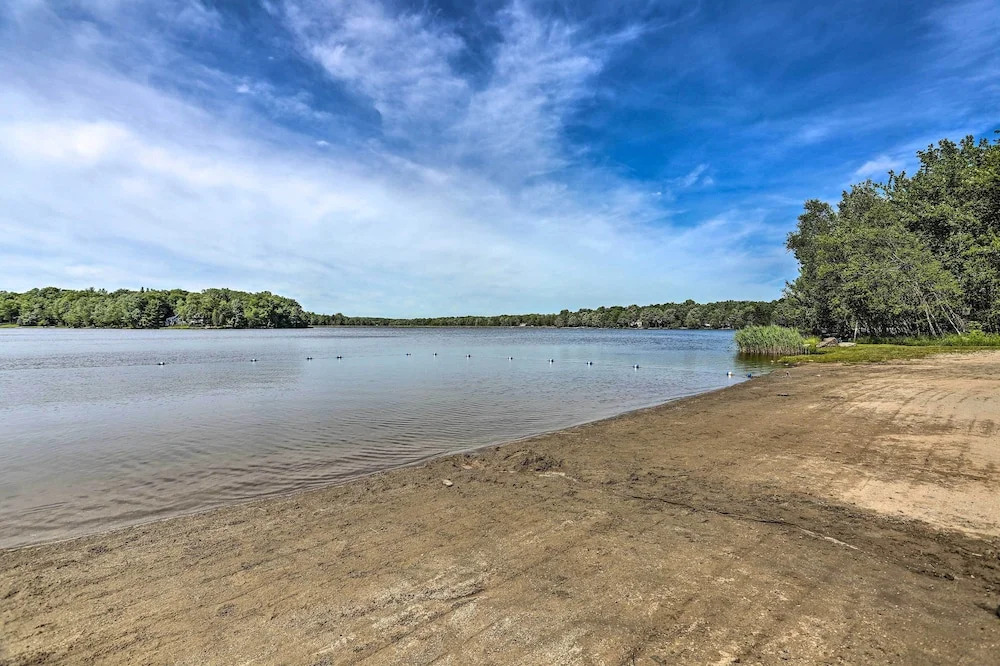 1 Mi to Arrowhead Lake: Pocono Home w/ Fire Pit
