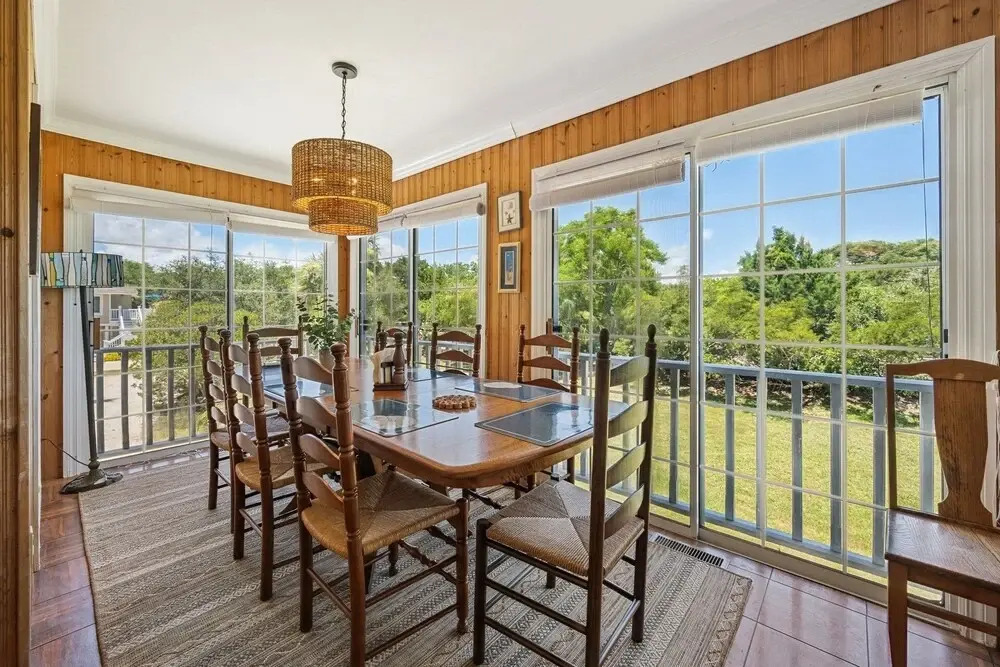 Berry Restful 5 Bedroom Home