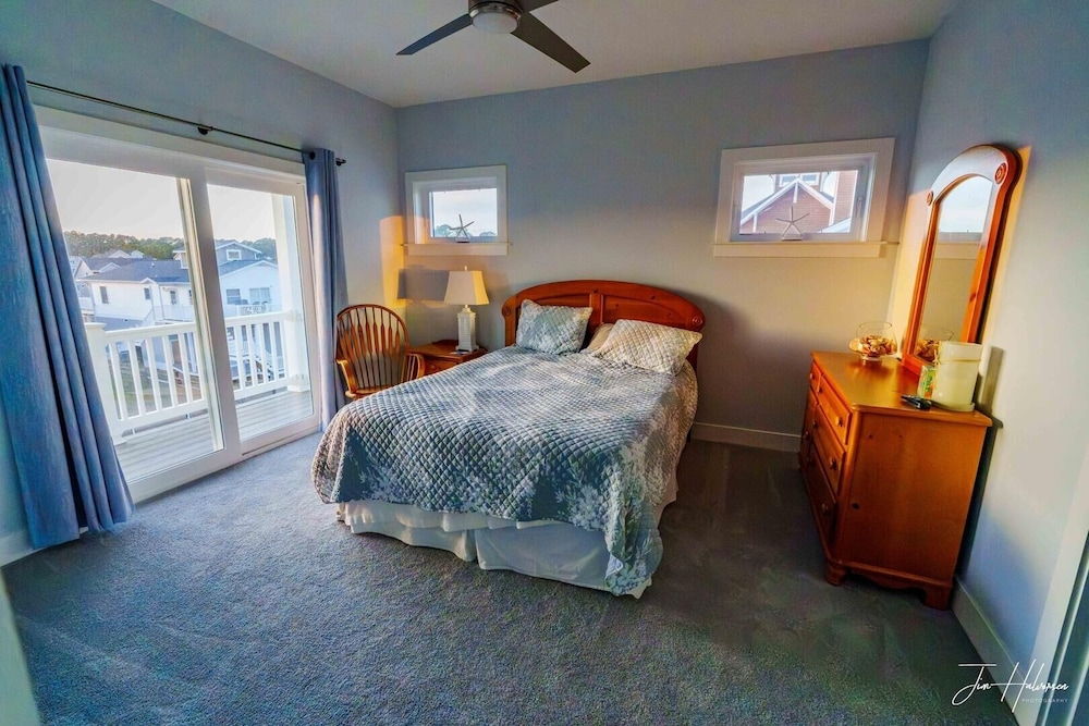 Marlowe Lane 10505 4 Bedroom Home