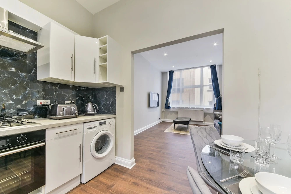 Avari Apartments - Hatton Collection