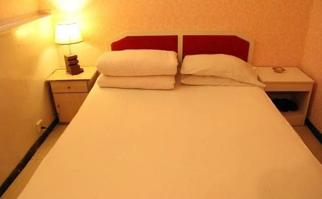 Shuangjie Hostel