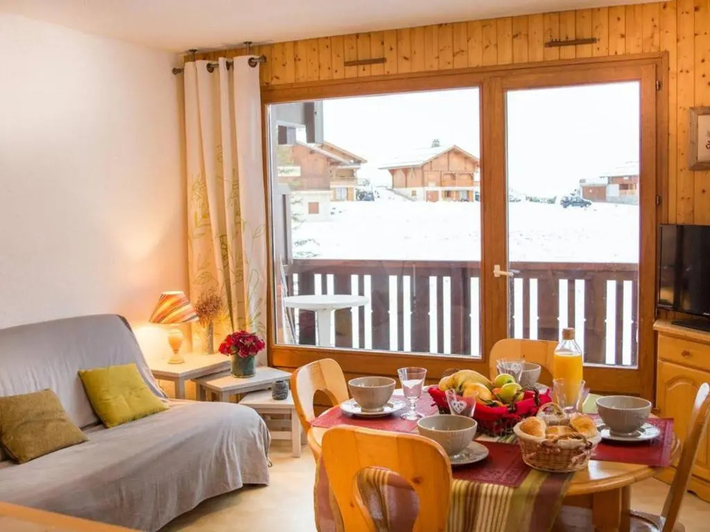 Appartement Le Grand-Bornand, 2 pièces, 6 personnes - FR-1-241-16