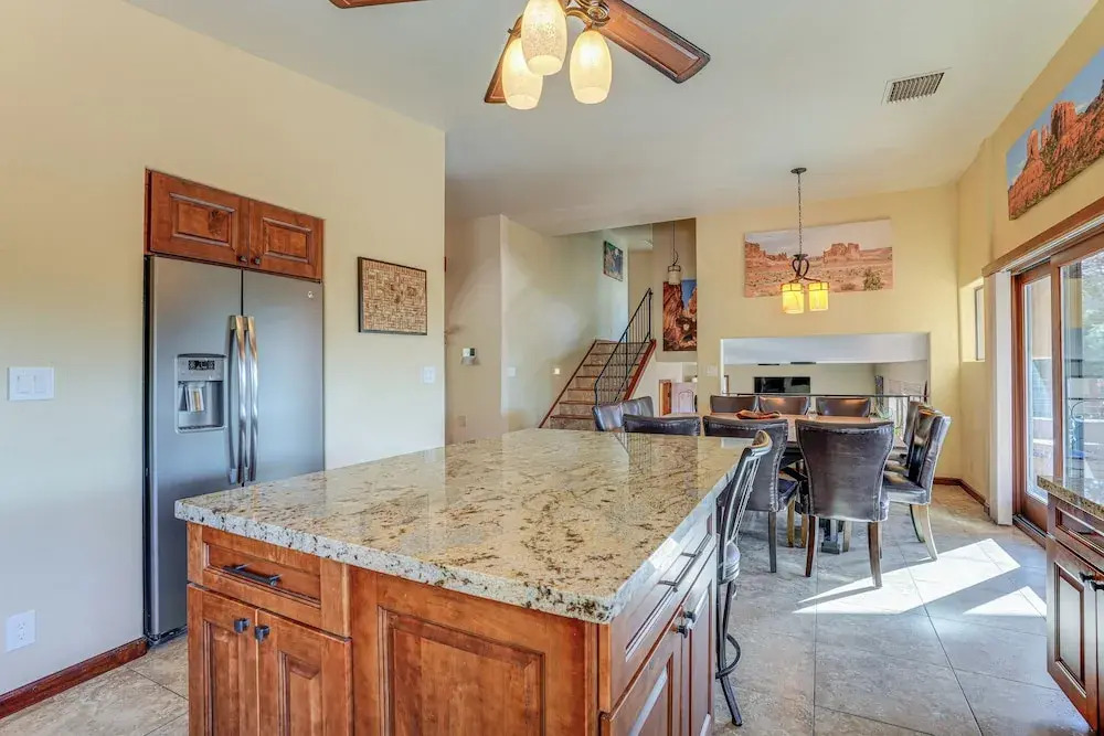 Panoramic Red Rock Views & Hot Tub: Sedona Retreat