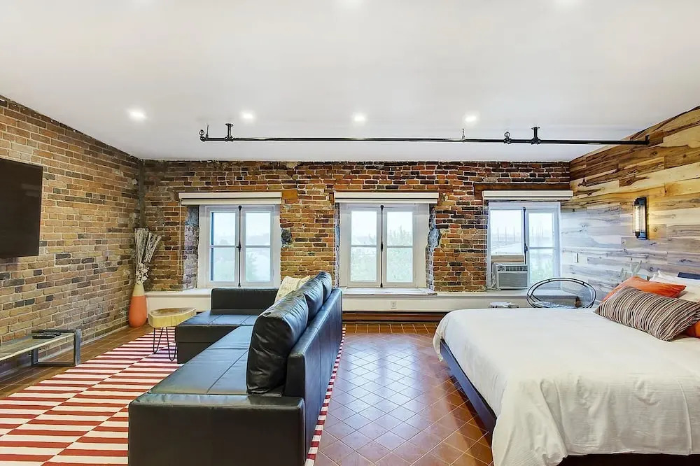 Charming Apartment on St-Paul street by Hometrotting