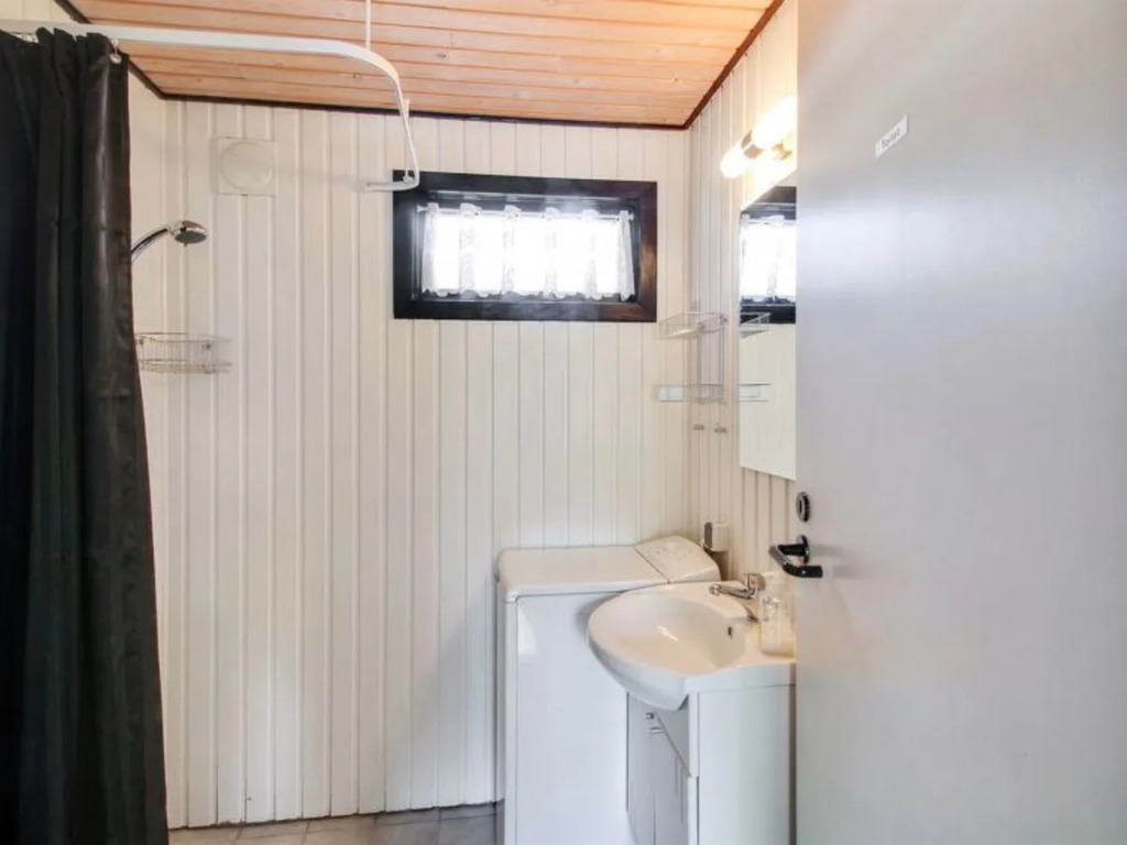 Holiday Home Eeske - 800m from the sea by Interhome