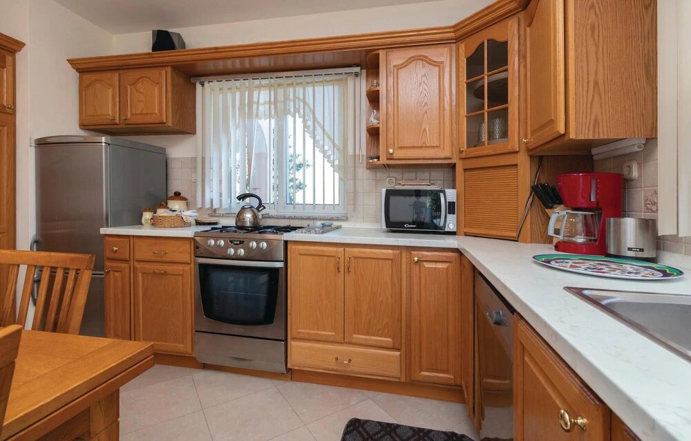 Nice Home in Poljana With Wifi and 4 Bedrooms