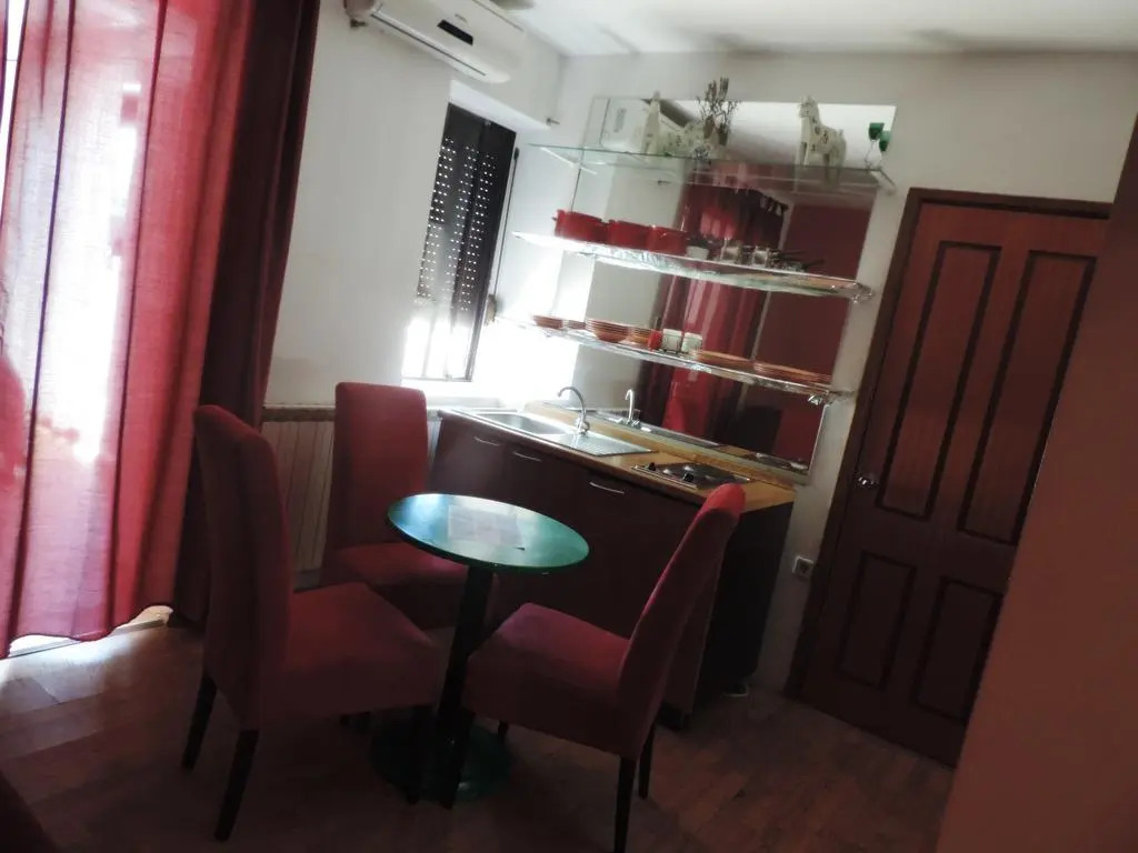 Apartment Stipe