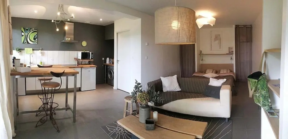 Home 33