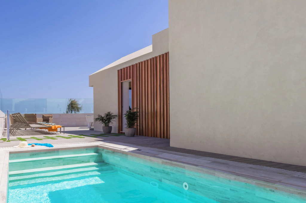 Villa Del Mar by Villa Plus
